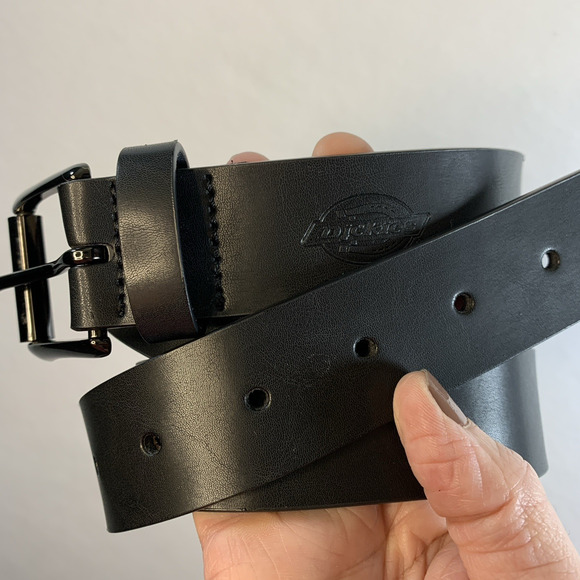 Dickies Mens Genuine Leather Belt Sz 42 Black Workwear Streetwear Utility - Picture 1 of 9